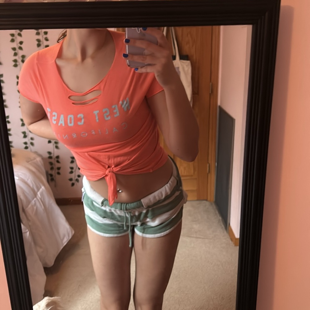 Perfect Tee size M t-shirt